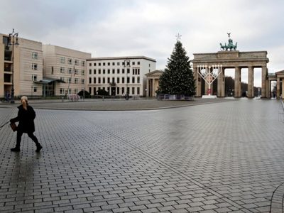 Cerrada por coronavirus: cómo Alemania pasó de ser la alumna ejemplar a estar tapada por la pandemia
