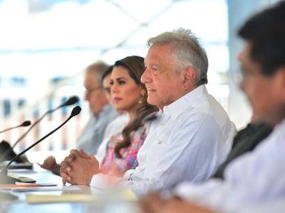 Gobierno de AMLO renegocia 10 megacontratos carreteros; usará ahorros por 3 mdp en Guerrero