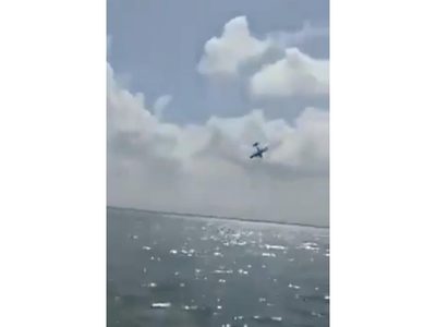 Cae avioneta en la laguna Nichupté de Cancún; mueren los dos tripulantes
