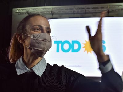 En sus últimos días de campaña, Tanya Bertoldi apuntó contra el Gobierno provincial