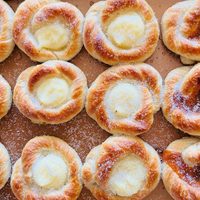 Margaritas de membrillo y crema con medio kilo de harina: anotá esta tremenda receta para la hora de la merienda