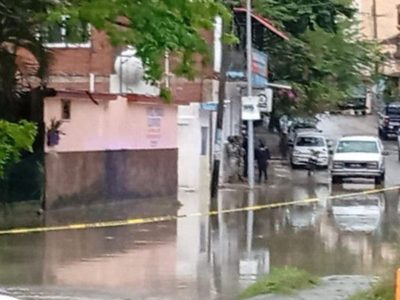Ataque en hotel de Tuxpan deja tres muertos; en el centro asesinan a comandante de policía