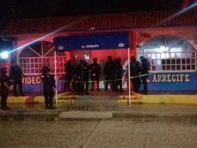 Ataque armado en bar de Coatzacoalcos, Veracruz, deja un hombre muerto y otro herido