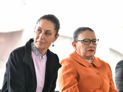 Así defendió Sheinbaum a Rosa Icela tras ataques de la oposición en el Senado por militarización