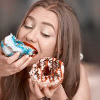¡Viven por la comida! Estos signos del horóscopo adoran comer... ¡MUCHO!