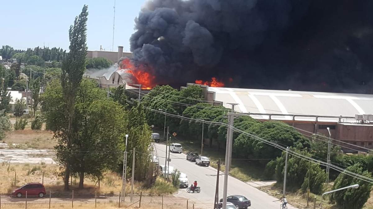 Incendio en Cervi. Fuente: (Twitter)