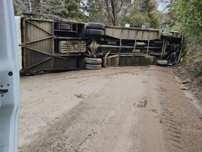 Vuelco del colectivo: una de las pasajeras heridas tuvo que ser amputada