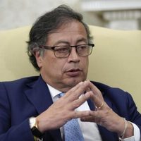 Estados Unidos toma represalias contra Colombia por no recibir a deportados
