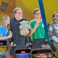Pedro Pascal se conmueve hasta las lágrimas en su segunda visita a la CCXP México