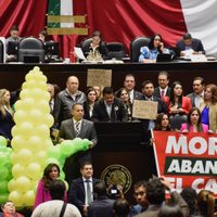 Presupuesto 2024: entre mazorcas, cartelones, mantas, pancartas... y miles de reservas (Fotogalería)