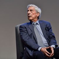 El escritor Mario Vargas Llosa es hospitalizado por segunda vez debido a covid-19