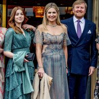 Concierto de cumpleaños: Máxima de Holanda deslumbró junto a sus hijas con una ilusión óptica
