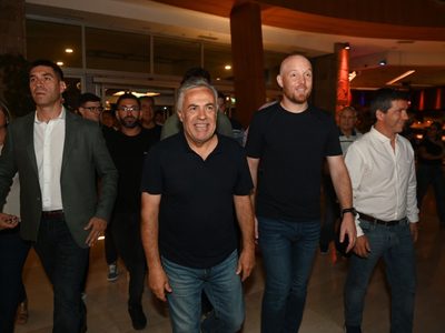 El tres a tres que arrojó el domingo electoral
