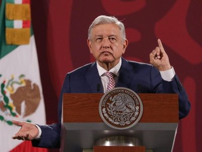 AMLO niega que la producción de aguacates en Michoacán sea una industria de narco