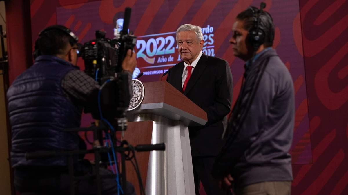 El presidente durante la conferencia matutina