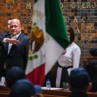 Diputados reclaman al gobernador Alfaro durante su cuarto informe: ha tenido "pocos resultados"