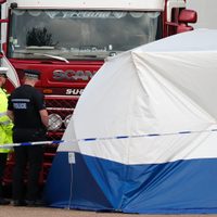 Revelan que las personas halladas muertas en un camión en Inglaterra eran chinas