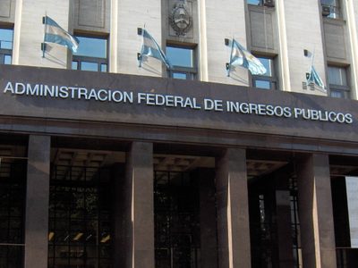 AFIP endureció el control sobre los bienes de los argentinos en el exterior