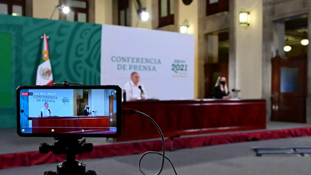 Hugo López-Gatell en la conferencia del martes