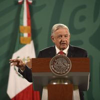 Regreso a clases presenciales es "urgente" pero no obligatorio: AMLO