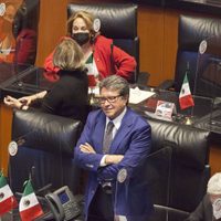 Monreal: la postura de exlíderes priistas dificulta la discusión sobre la reforma eléctrica