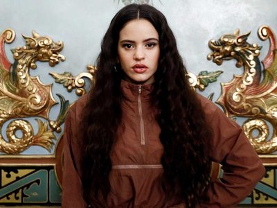 Rosalía ¿y una nueva dieta?  Su secreto para mantener una figura espléndida