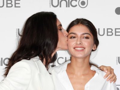 ¡Inseparables! Sale a la luz el nuevo proyecto laboral de Blanca Romero y Lucía Rivero