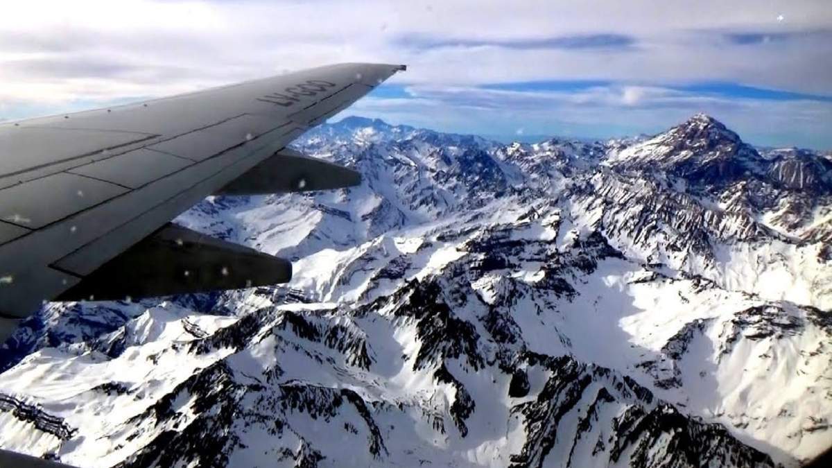 Afirman que el vuelo "más turbulento" de mundo despega de Mendoza