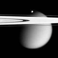 Titán, la Luna de Saturno, podría no tener un océano subterráneo como se creía, revela estudio