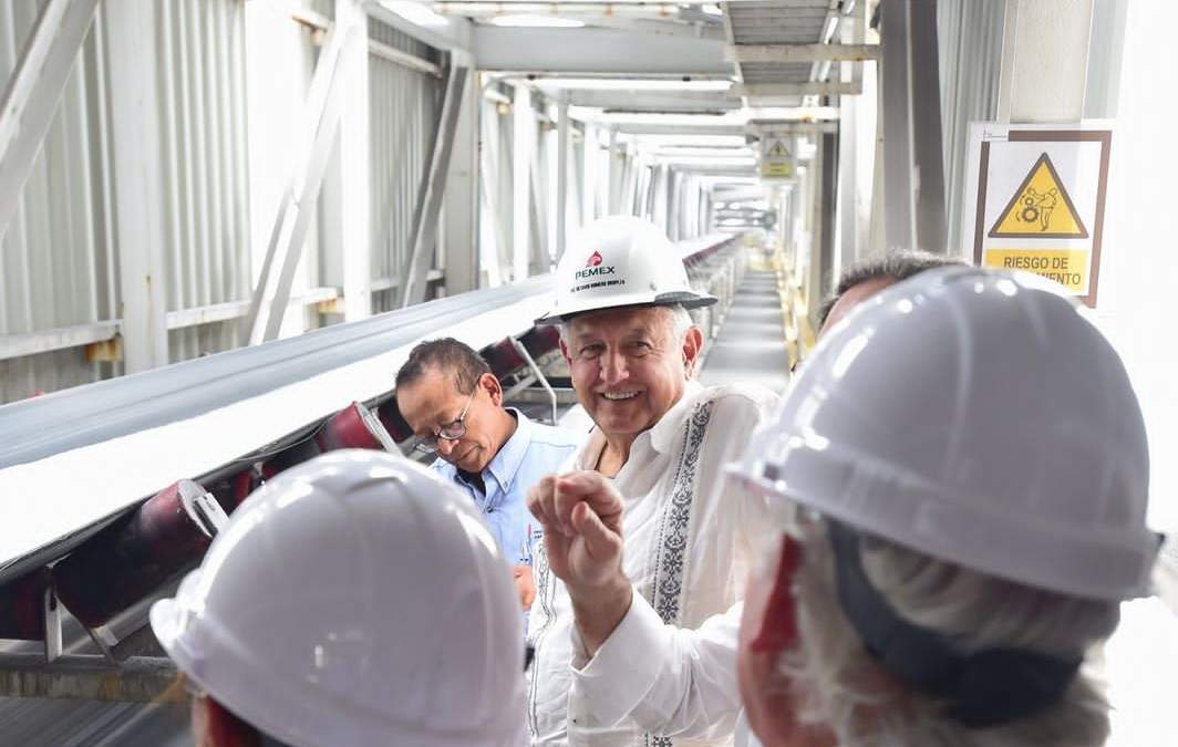 El presidente Andrés Manuel López Obrador visitó este fin de semana, tres plantas para la elaboración de fertilizantes
