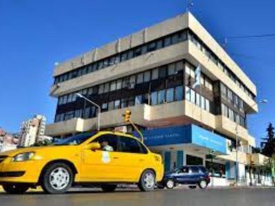 Acuerdan eliminar requisito de residencia por dos años: buscan aumentar la cantidad de choferes