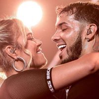 ¿Qué hizo con la lengua? Anuel AA y Karol G se graban en un hotel haciéndolo y sus fans están en sh