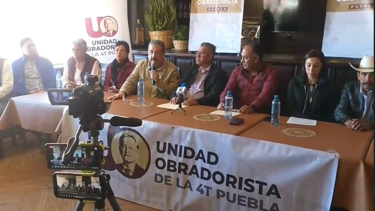 “Pronunciamiento de Unidad Obradorista”. "Unidad con AMLO y Sheinbaum"