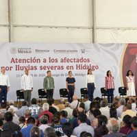 Pobladores señalan falta de medicinas y personal de salud durante evento de Sheinbaum en Hidalgo