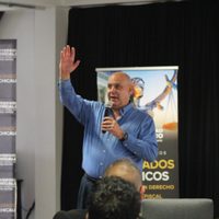 Gustavo de Hoyos: sus motivos para abanderar el Frente Amplio... y su decepción