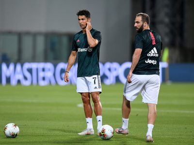 A cuánto está Cristiano Ronaldo del récord de Higuaín en la Serie A