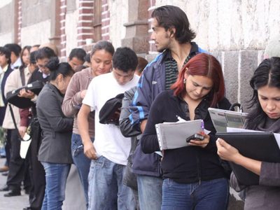 Argentina rompe récord de falta de empleo en la región