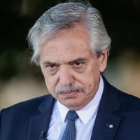 Investigan millonarios desvíos de dólares y crece la polémica por maniobras durante el gobierno de Alberto Fernández