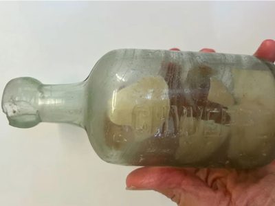 Encontraron una botella con mensajes de soldados de la Primera Guerra Mundial