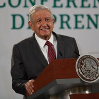 AMLO expone beneficios por reforma que regula el outsourcing