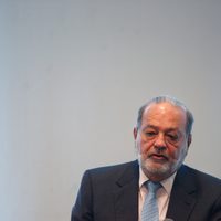 Dan luz verde a Slim para adquirir 60 mhz del espectro de MVS