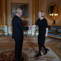 Carlos III mantiene su primera reunión con Liz Truss tras convertirse en rey