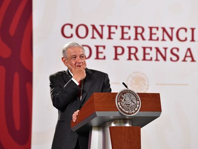AMLO propone que haya locales de tlayudas y antojitos en el AIFA; son suculentos y nutritivos, dice
