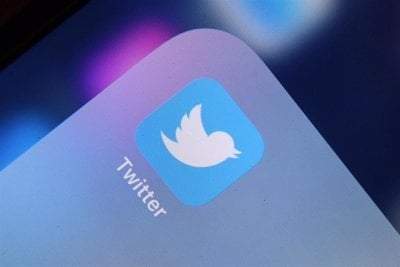 Ícono de la app de Twitter en un celular