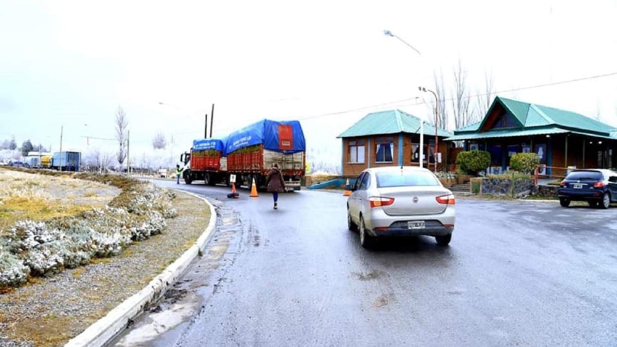 Controles de tránsito en Zapala y en accesos a la ciudad. Fuente: (Twitter).