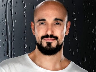 Un triste recuerdo de la infancia motivó que Abel Pintos llorara en público
