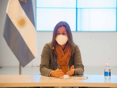 Sabina Frederic: “El turismo está prohibido, la gente que se fue no puede volver”