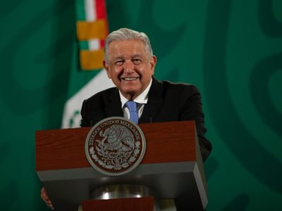 Tras resolución de la Corte, AMLO anuncia que buscarán alternativas para prohibir vapeadores