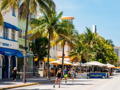 Miami-Dade: el alcalde ordenó volver a cerrar gimnasios y restaurantes
