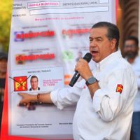 Mejía Berdeja niega que haya usado el nombre o imagen de AMLO en su campaña
